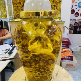 Bình rượu điêu khắc Kỳ Lân