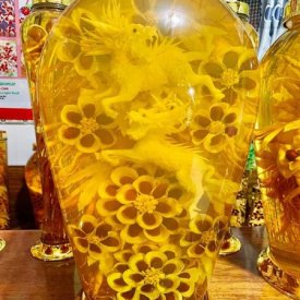Rượu sâm hình NGỰA kết hoa