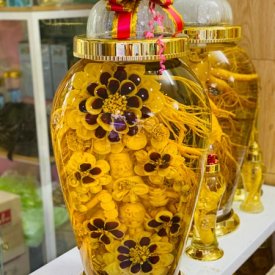 Rượu sâm khắc chữ Tài - Lộc