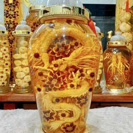 Rượu sâm khắc hình Rồng